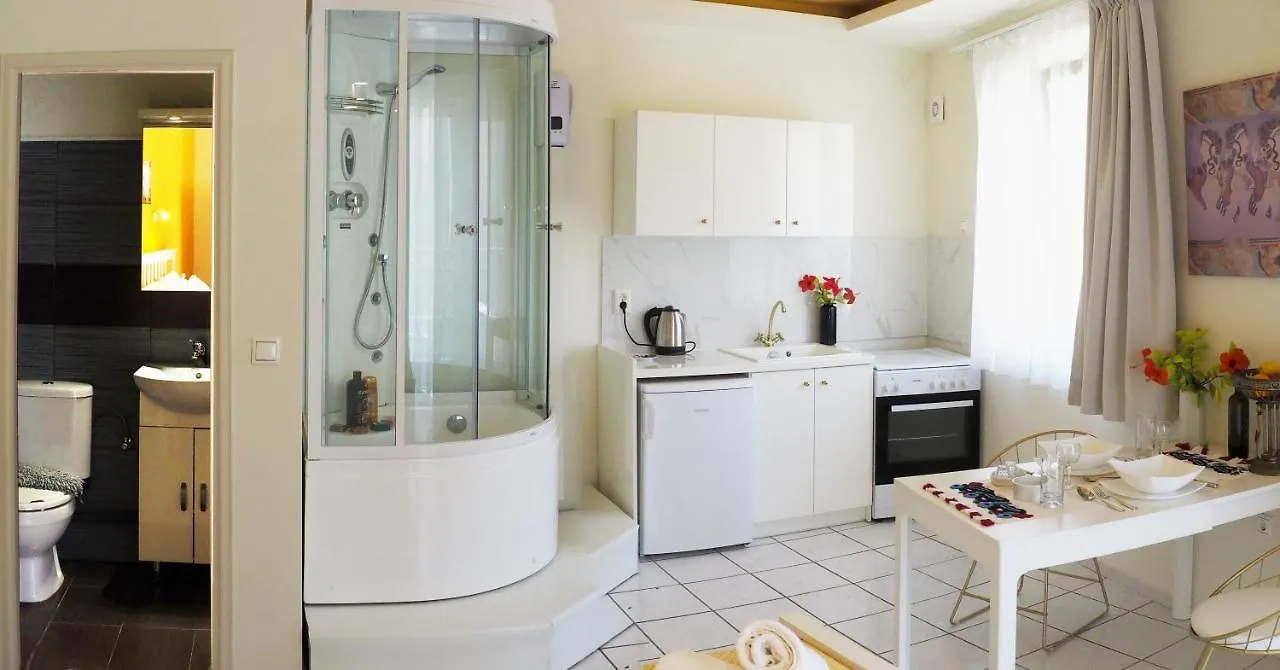 Museum Loft Apartment, With City View. Candia